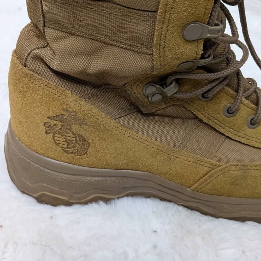 Danner Men's Tan Combat Boots Size 7 Women's 6.5